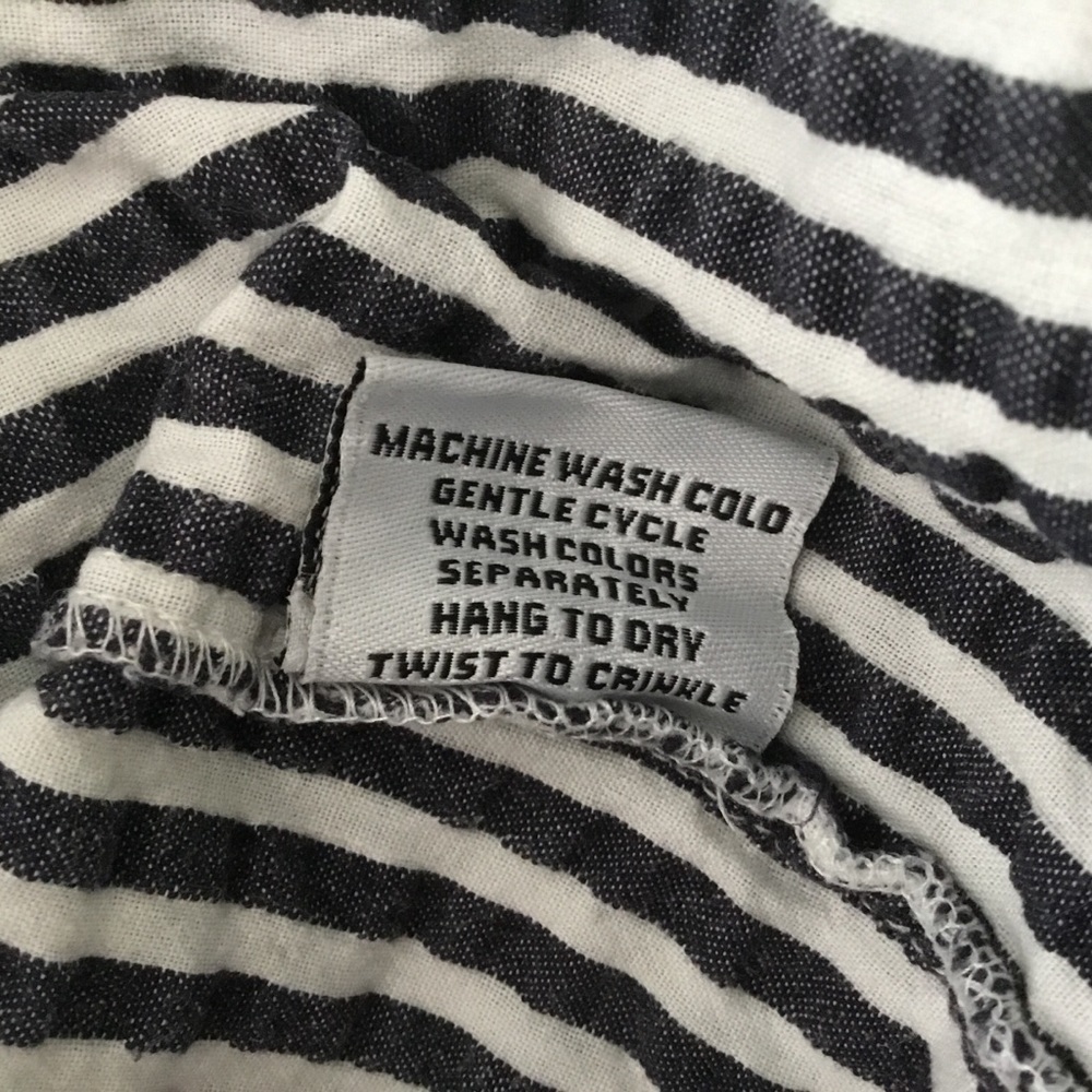 Tulip Seersucker Striped Dress - Picture 15 of 15